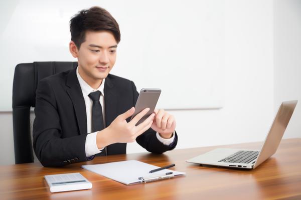 化妆品行业互联网推广领先企业TOP10分析与投资机遇 图2