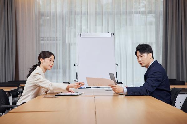 《酒吧营销男：揭秘神秘而富有魅力的工作内容》 图2