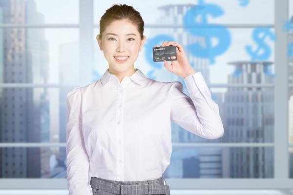 贷款逾期一个月|个人信用修复与信用卡申请的影响 图2