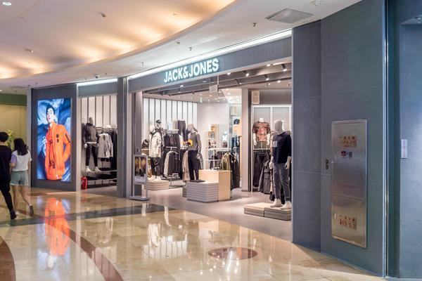 实体店直播带货：新零售模式下的新趋势 图2