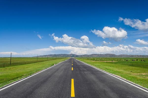 《公路建设项目实施方案：从规划到实施的高效路径》 图1