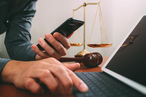 夫妻共同财产|房产抵押对家庭关系的影响及法律风险分析 图1