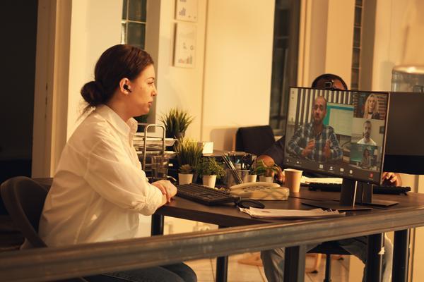 《打造品牌形象，校园活动推广文案这样写才够吸引人！》 图2