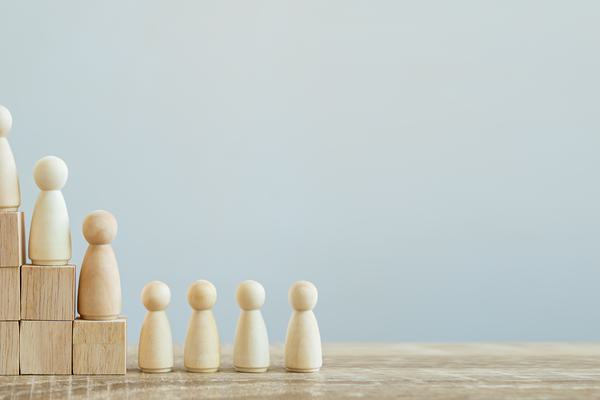 学校平板电脑管理制度博客|教育信息化融资与项目管理策略 图1